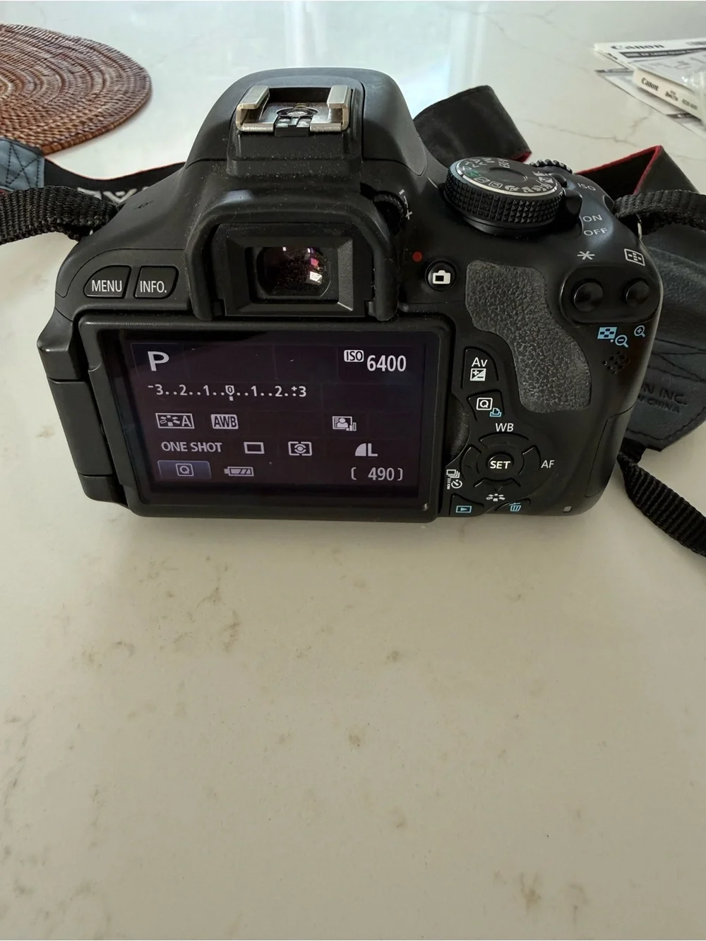 Canon EOS Rebel T3 / 600D DSLR Camera Kit - black